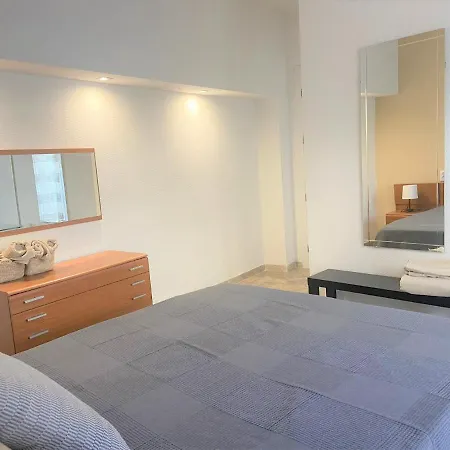 San Lorenzo Apartment *